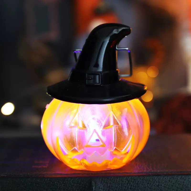 Halloween creative pumpkin lanterns